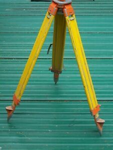 Wild GST20 Tripod Survey Level Instrument Wood &amp; Metal Heerburgg Switzerland