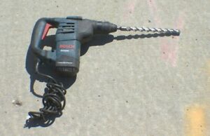 BOSCH RH328VC 8A Corded Variable Speed Corded Rotary Hammer Drill