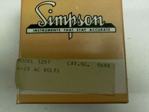 SIMPSON MODEL 1257 CAT # 9680 0-25 VOLTS AC METER