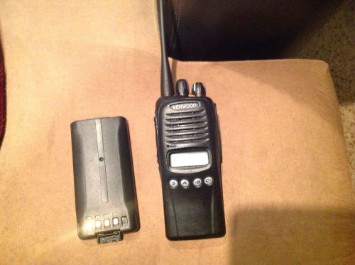 Kenwood tk-3180 tk-3180 uhf portable two way radio withltd keypad for sale