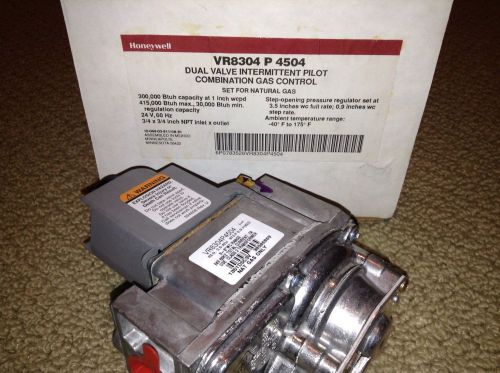 Honeywell vr8304p4504 step opening intermittent natual gas valve  &#034;new&#034; for sale