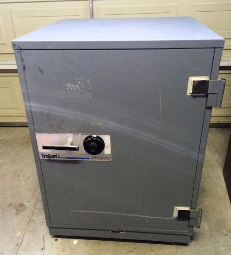 Schwab fireguard 2532cts media safe 1 hour fire proof class 125 on wheels rare for sale