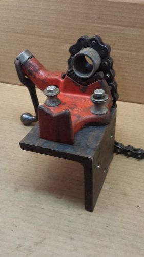 Ridgid 40185 Red Model BC210 Top Screw Bench Chain Vise with 1/8&#034; - 2-1/2&#034; Pipe