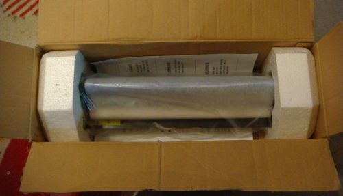 Genuine Xerox DocuColor 12 Cleaning web 8R7985