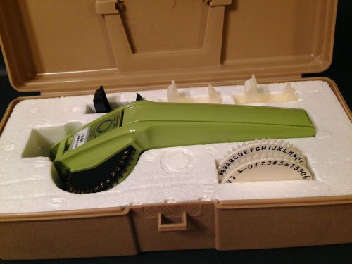 Vintage dymo organizer 1610 label maker original plastic case extra font dials for sale