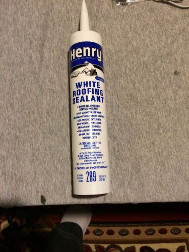 Henry Co 11oz White Roofing Sealant HE289004