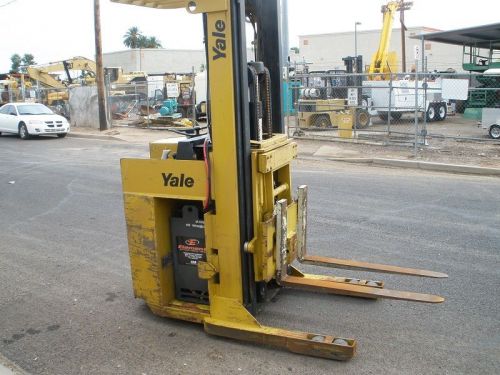 YALE 3K REACH ORDER PICKER-FORKLIFT EXCELLENT CONDITION