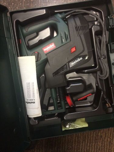Metabo BHE20IDR Reversible Rotary SDS Hammer Drill With Dust Extracter New