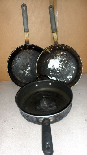 Hd &#034;bakers &amp; chefs&#034; lot of 3 assorted seasoned  fry pan /sauce pan/braising pan for sale