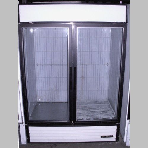 True gdm-49f two glass door freezer for sale