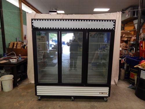 True gdm-72f 3 door reach in freezer for sale