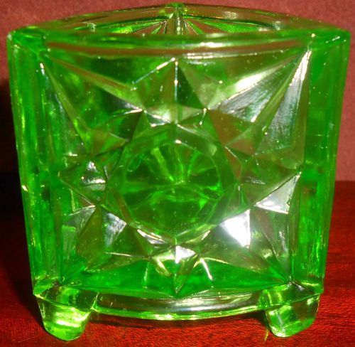 Green Vaseline glass tabletop toothpick holder uranium Canary daisy &amp; button art