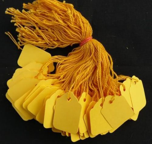 100 YELLOW Strung Price Tags 32 x 22 mm Traditional Tie On Swing Tags FREE POST