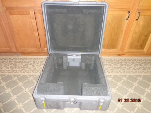 HARDIGG WATERTIGHT AIRTIGHT CASE BOX ELECTRONIC GUN PISTOL CASE 25X24X12 USA