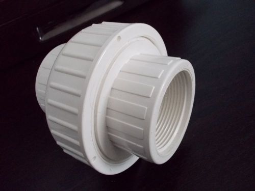 1-1/2&#034;pvc white threaded union schedule 80 with o-ring