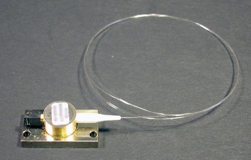 Laser diode 8 watt 915nm fiber coupled 100um jdsu 6397-l3 8w new 63-00332 for sale