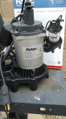 Flotec 1/2 HP Submersible Sump Pump w/Tethered Float FPZS50T