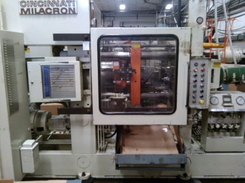 150 Ton Cincinnati Injection Molding Machine