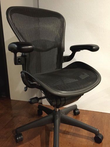 Herman miller aeron chair size b w/ lumbar - graphite - fully loaded - excellent for sale
