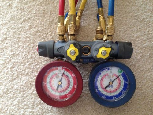 Yellow Jacket Titan 4 Valve Gauges with Boots and 60&#034; Ball Valves