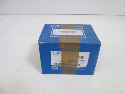 EMB HYDRUALIC FITTING 64-SGD-RVL-4080 *NEW IN BOX*