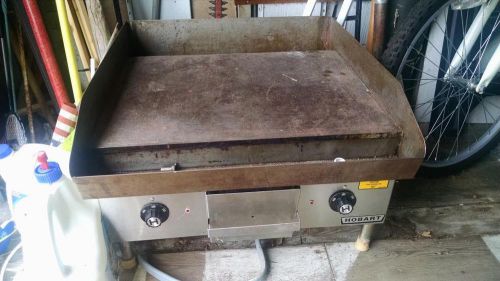 &#034;HOBART &#034; HEAVY DUTY COMMERCIAL 24&#034; ELECTRIC  FLAT TOP GRILL/GRIDDLE