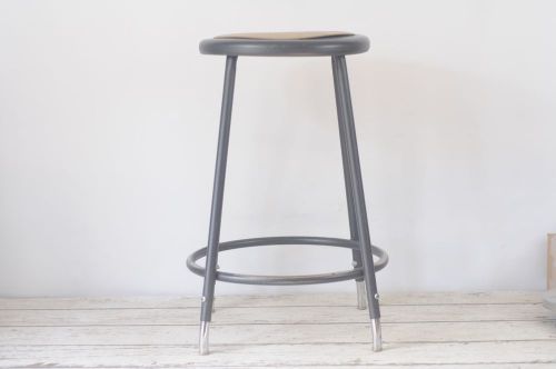 Industrial shop stool lab stool metal stool short industrial stool for sale