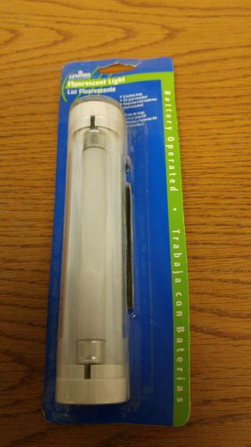 Leviton 6511-6 Battery Operated Fluorescent Light Lot of 5