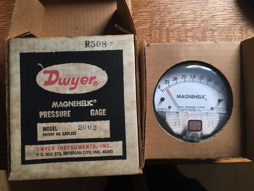 DWYER 2002 MAGNEHELIC PRESSURE GAGE NIB NOS