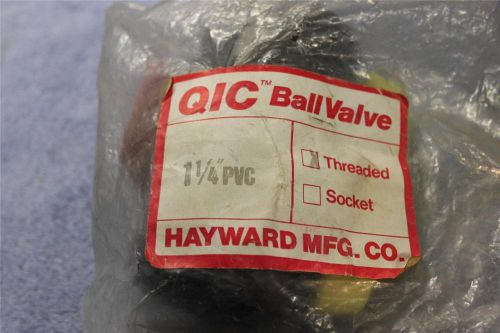 Hayward ball valve pvc 1 1/4&#034; thd for sale