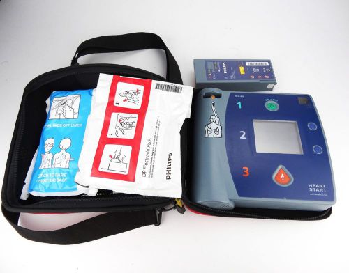 PHILIPS HEARTSTART FR2+ AED w/ BATTERY PADS ADULT DEFIBRILLATOR MEDICAL