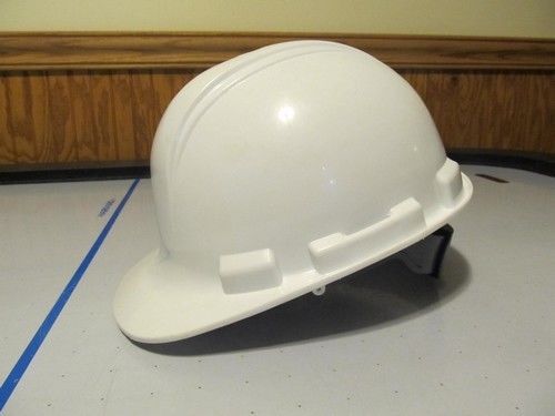 SAFETY WORKS Ratchet Suspension V-Gard Hard Hat