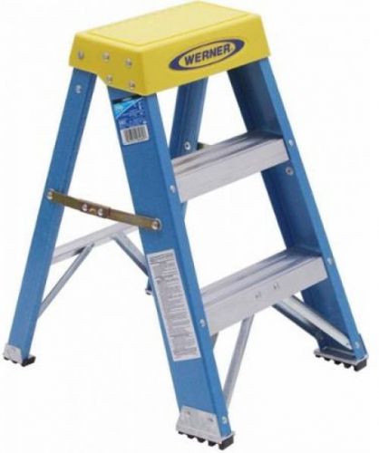 Werner 6002 2&#039; fiberglass step stool for sale