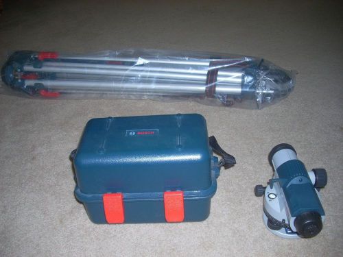 New bosch gol32 professional transit with bosch tripod bt160~survey equip~new for sale
