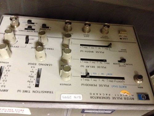 Hewlett Packard Model 8012B Pulse Generator - Powers up and Outputs as Shown