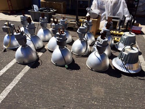 Hubbell HB-A175H8 Warehouse Lighting Commercial + GE C664N314 Fixtures Lot of 22