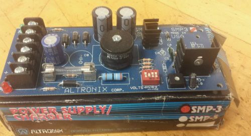 ALTRONIX SMP3 SUPERVISED PWR BATTERY /CHARGER 12 OR 24/VDC 2.5 new in box