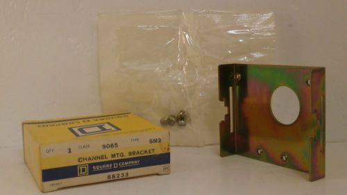SQUARE D CHANNEL MOUNTING BRACKET 9065 SM2 *NEW SURPLUS*