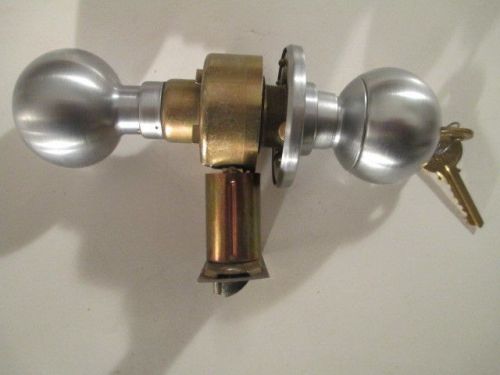 Yale medium duty knob lockset ball storeroom satin chrome ca5305 x 26d for sale