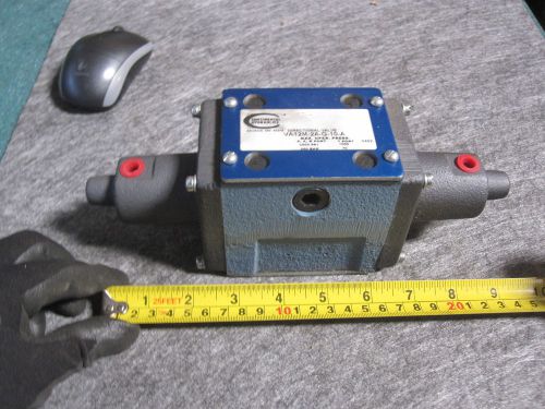 NEW CONTINENTAL HYDRAULICS DIRECTIONAL VALVE # VA12M-2A-G-10-A