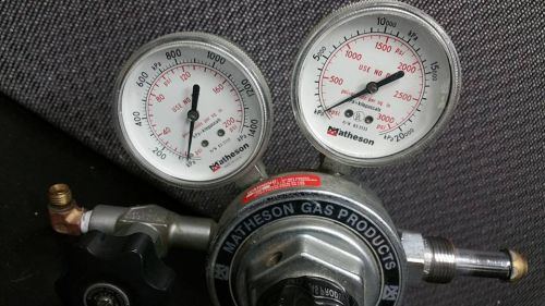 Matheson Gas Products Model 3104C Gas Regulator Dual Gauges &amp; Valves