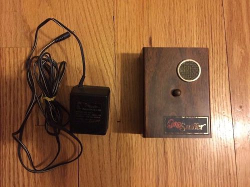 Vintage Gas Sniffer, Model 820 C w/ AC power adapter 1960s 1970s