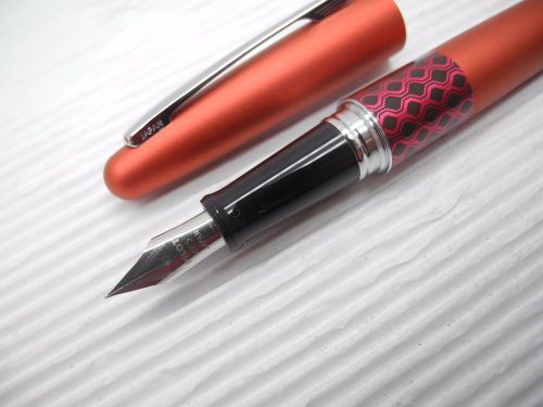 RED Pilot FP-MR3-WV Fine Fountain pen ink Converter w/ box, free 2 cartridges BK