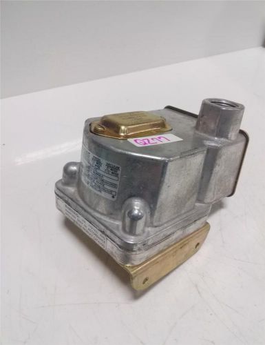 BARKSDALE PRESSURE SWITCH  D1T-H2
