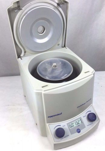 Eppendorf 5415D Centrifuge w/ Rotor F45-24-11 &amp; Lid, Working Microcentrifuge