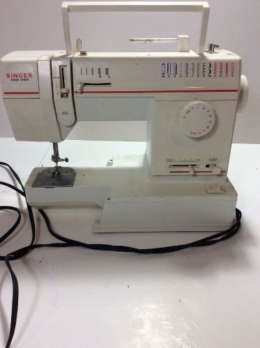 SINGER 9323 Solid State SEWING MACHINE 12 Stitch Patterns TESTED A1 NR