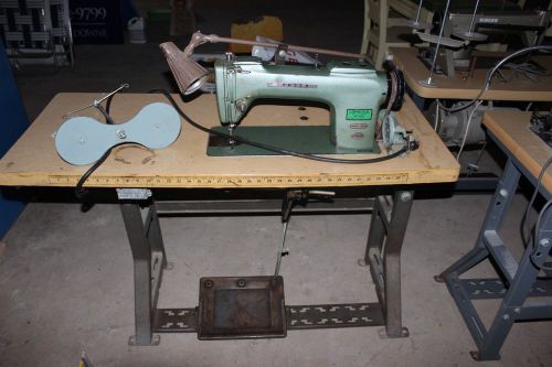 Consew Industrial Sewing Machine 200B with table and work light