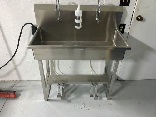 REDUCED PRICE!!  54F1 Wash Station, 40 In. L, 20 In. W, 45 In. H Stainless Sink