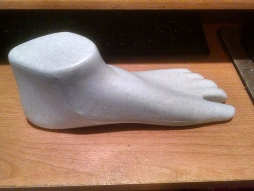 VINTAGE PLASTIC WOMENS LEFT   FOOT SHOE/SOCK MANNEQIN