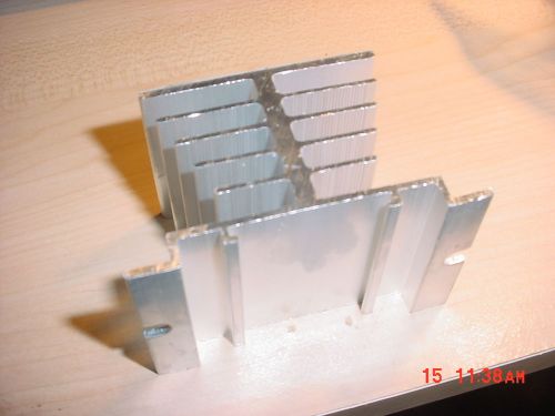 HEAT SINKS   Aluminum Finned Drilled Lot of 3  NEW